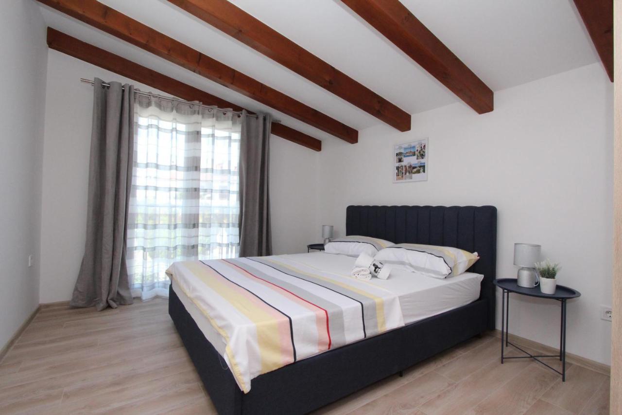 Apartments Eni Rovinj Eksteriør bilde